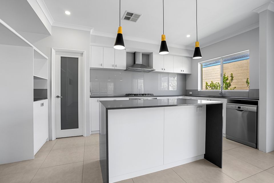 18 Camrose Pkwy, Baldivis