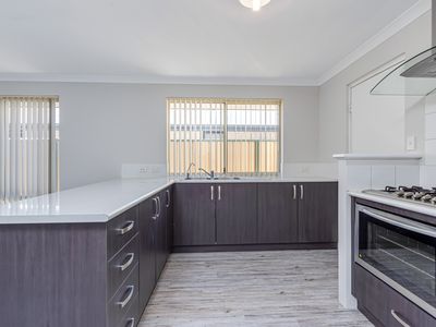 34 Dorrigo Bend, Yanchep