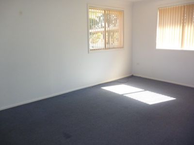 2 / 19 Sassafrass Avenue, Windang