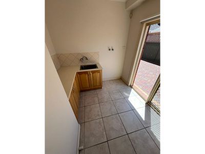 8 Plumpton Avenue, Oak Park