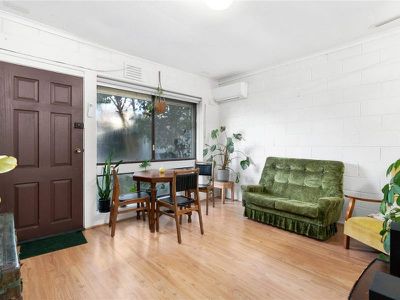 2 / 144 Nicholson Street, Coburg