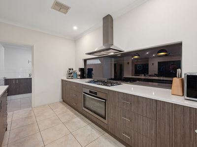 25 Leroy Way, Piara Waters