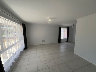 16 Sarsfield Street, Shepparton