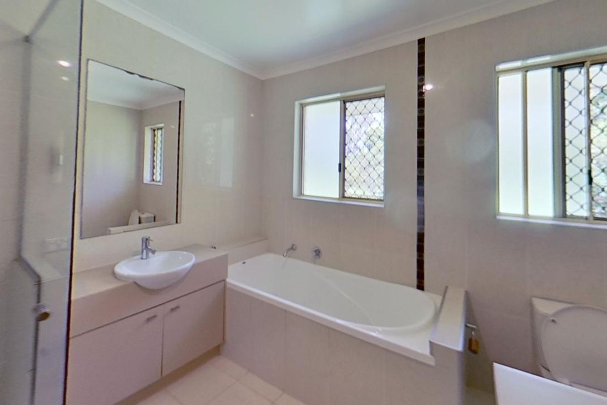22 Silverdale CRT, Cooroibah