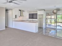 17 Wilbur Street, Logan Central