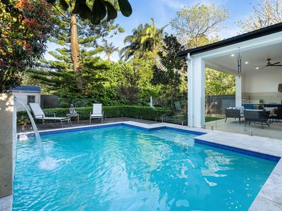 194 Kissing Point Road, Turramurra