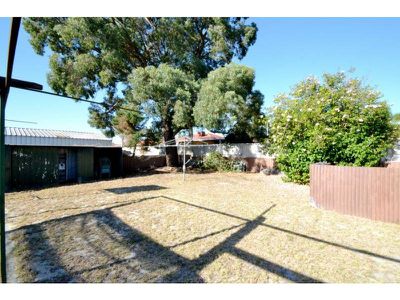 104 Dellar Road, Maddington