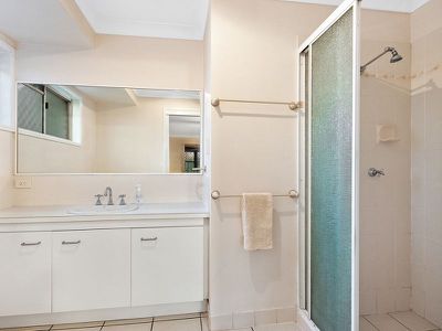 4 Coates Court, Brassall