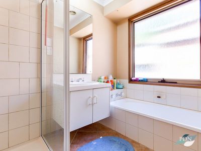 2B Vera Street, Werribee