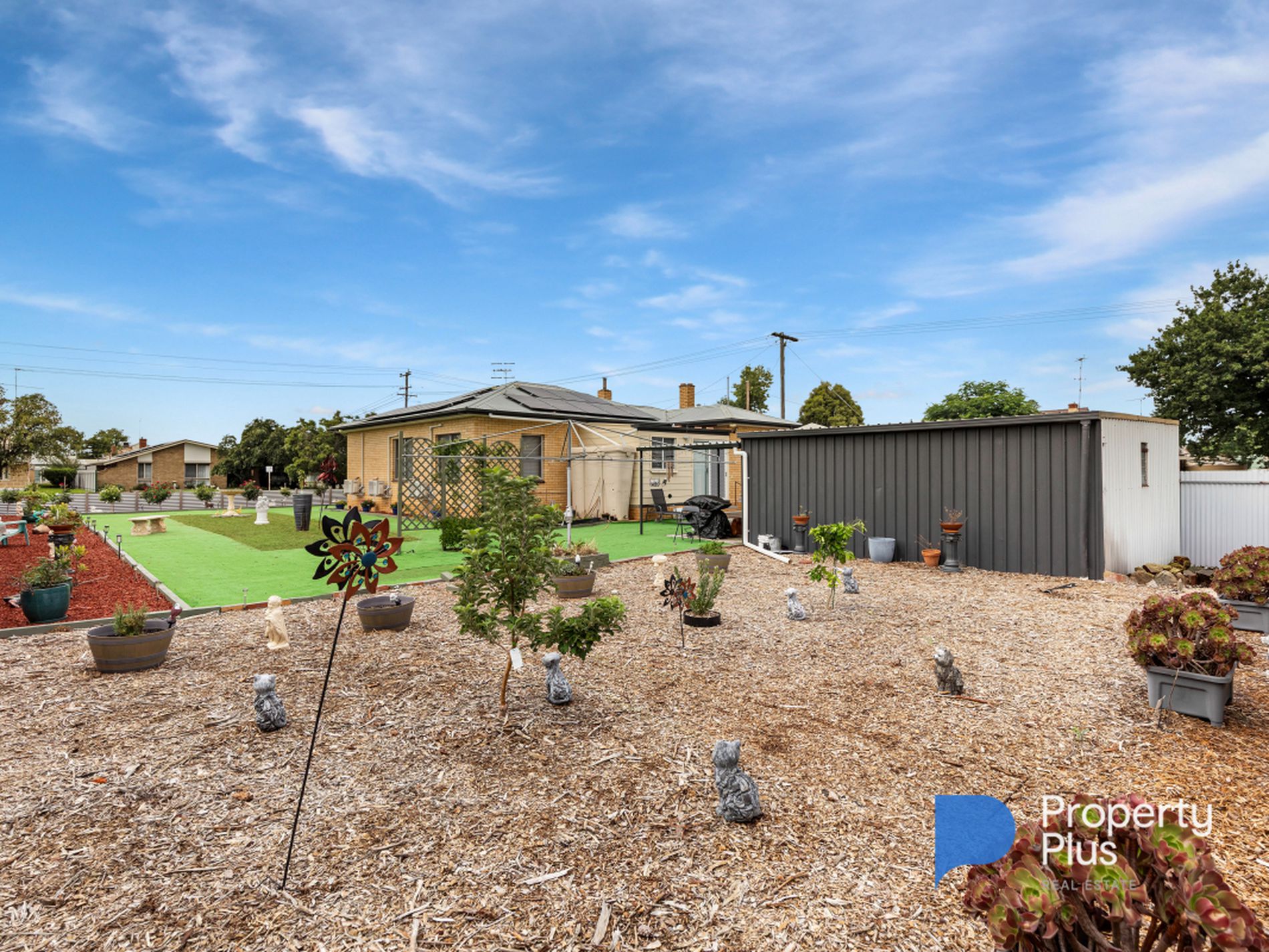 10 ARMSTRONG STREET, Charlton