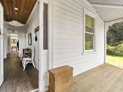186 New Road, Franklin