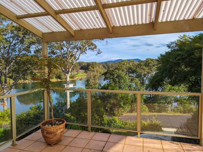 37 Lake View Drive, Narooma