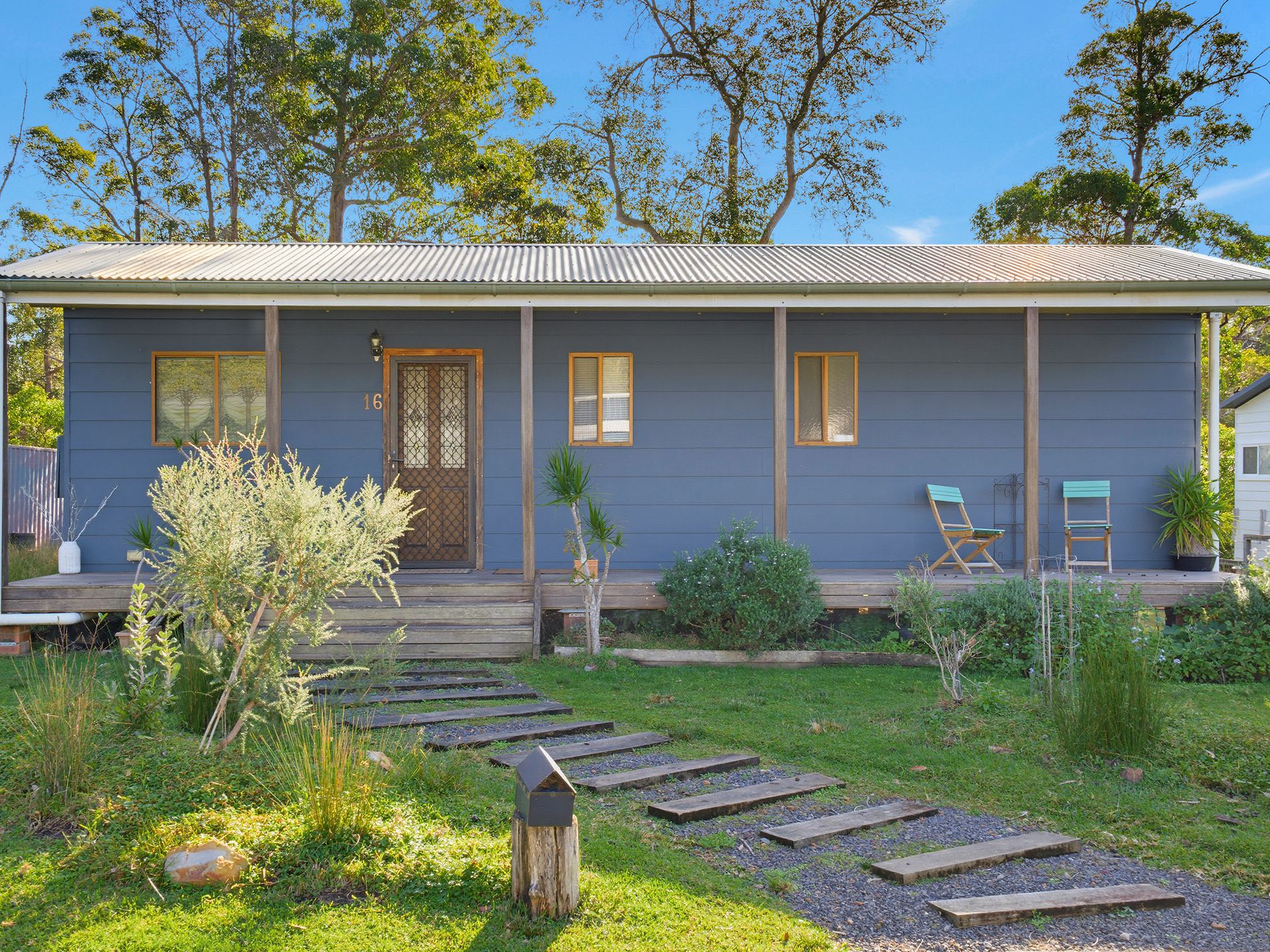 16 Belah Glen, Bendalong