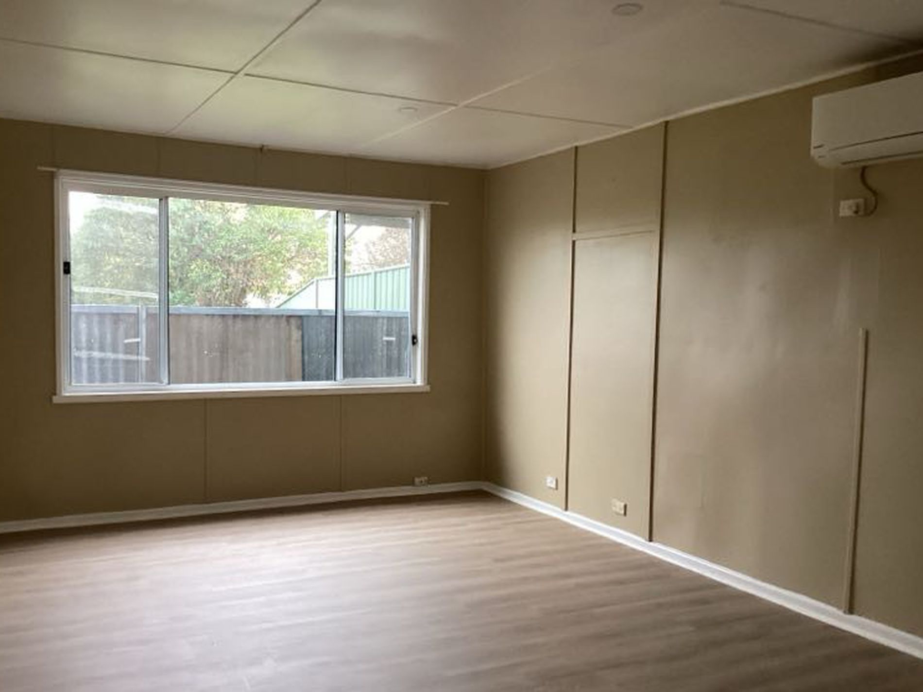 2 / 28 McAllister Street, Finley