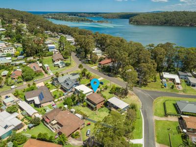 11 Kings Point Drive, Kings Point