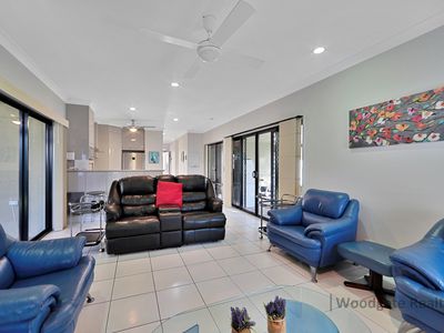 3 Moray Court, Woodgate