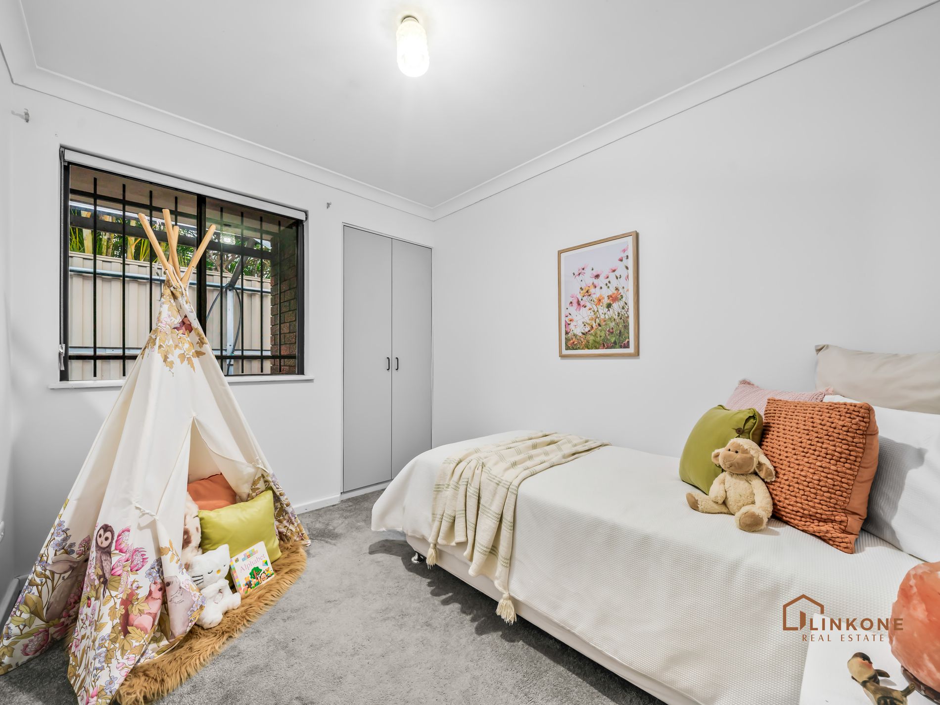 87 Penzance Street, Bassendean