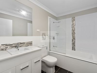 8 / 29 Lorimer Crescent, Elderslie