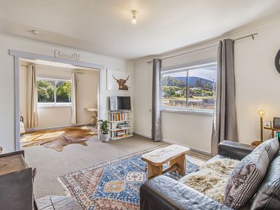 6697 Channel Highway, Deep Bay