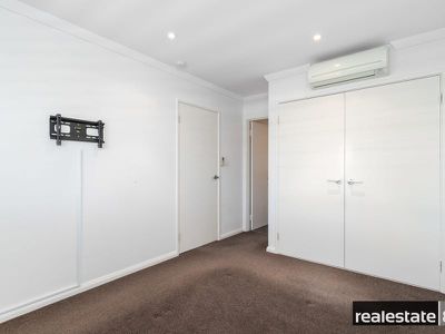 8 / 176 Newcastle Street, Perth