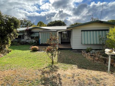 3 Van Heurck Street, Castlemaine