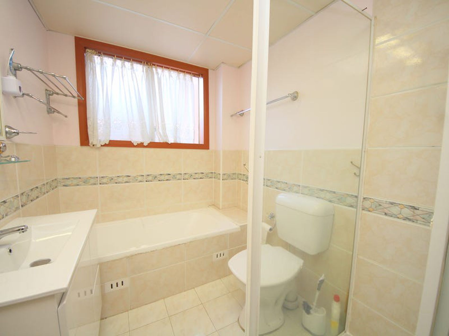 21 / 4-6 Dellwood Street, Bankstown