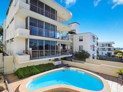 3 / 4 Marina Walk, Alexandra Headland