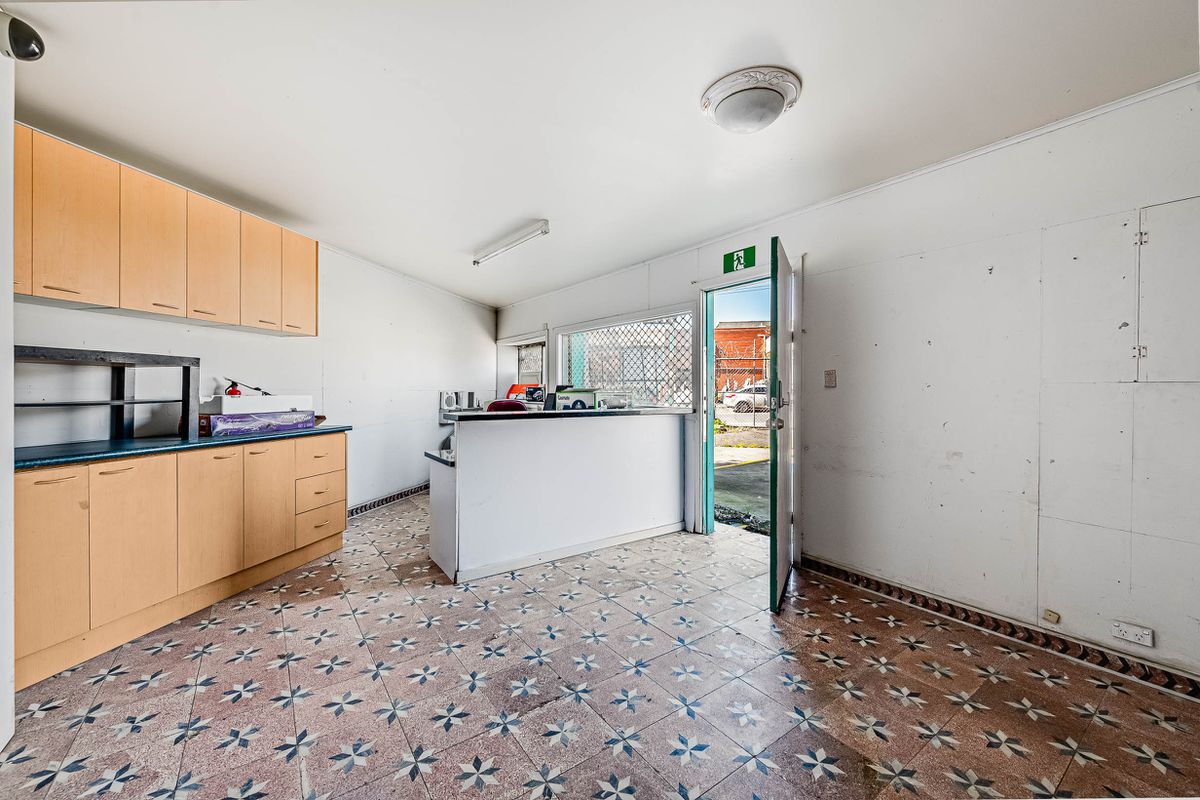 27 Central Avenue, Sunshine