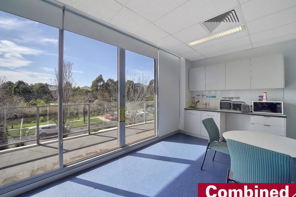 8-12/1 Centennial Drive, Campbelltown