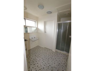 1 / 3 Ann Street, Geelong West