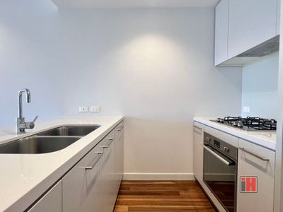 1025 / 18 Albert Street, Footscray