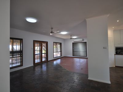 12 Nicholls Retreat, Port Hedland