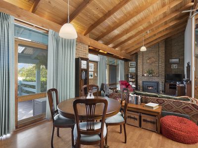 2 PELISSIER STREET, Yea