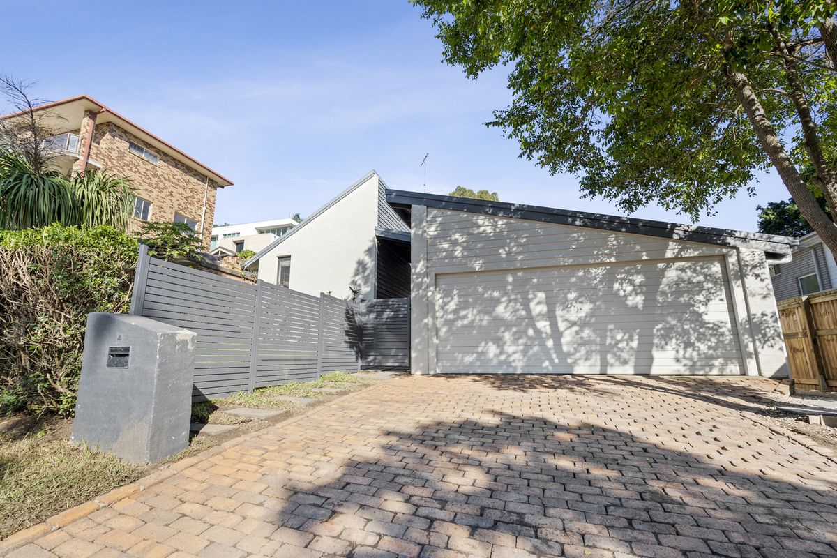 1 / 4 Fishermans Bend, Balmoral