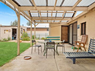4 Mooltan Avenue, Largs North
