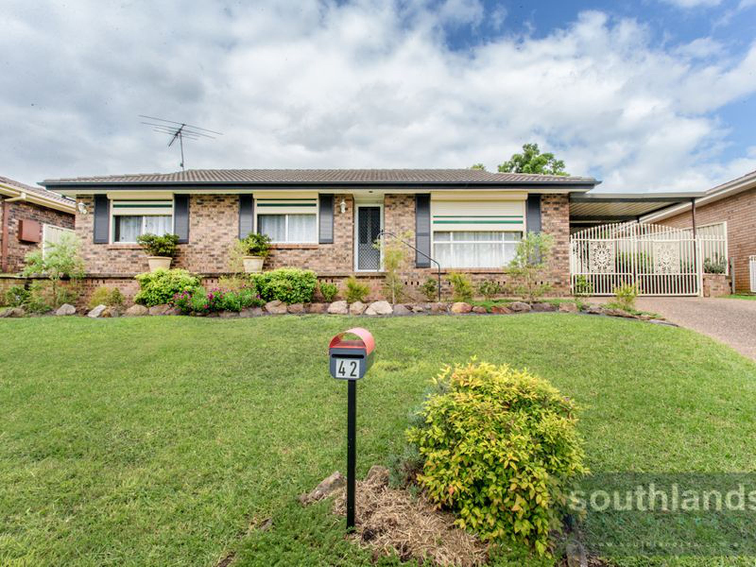 42 Peppermint Crescent, KINGSWOOD