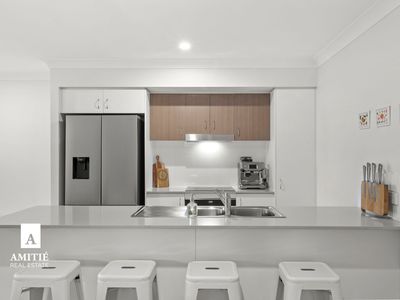 16 / 100 Stodart Terrace, Mango Hill