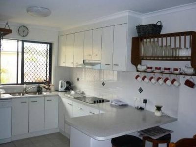 72 MOONSTONE DRIVE, Urangan