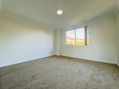 207 / 8 WENTWORTH DRIVE, Liberty Grove