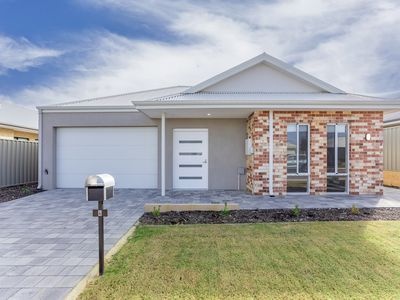 4 Triflora Way, Byford