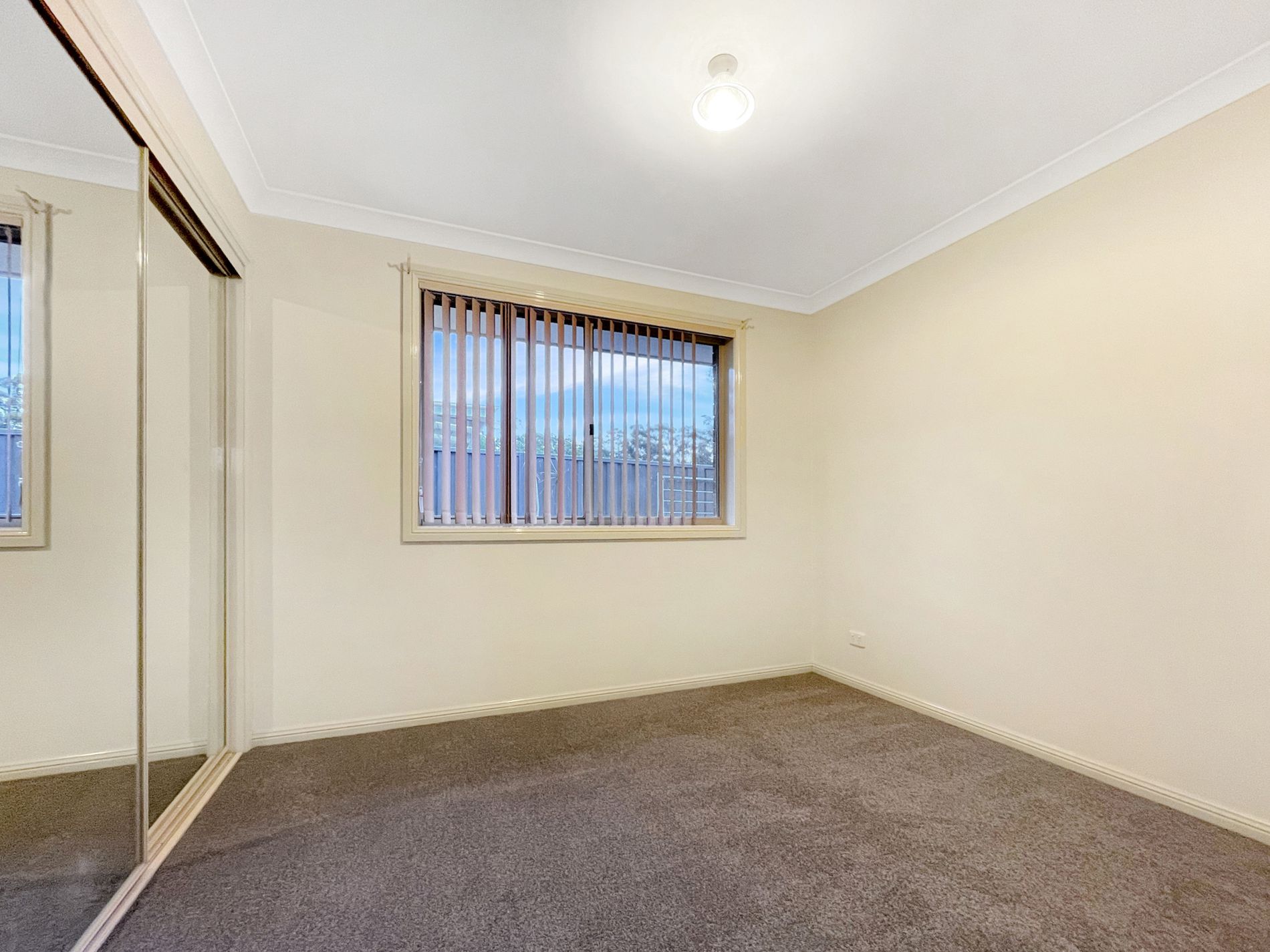 1 / 119 CLARENDON CRESCENT, St Basin One Agency Elite