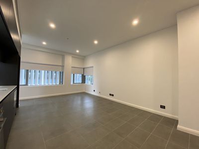 306 / 1B Lawson Square, Redfern