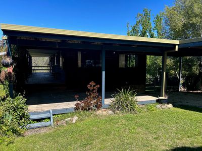 4 Coolumbooka Avenue, Tawonga South