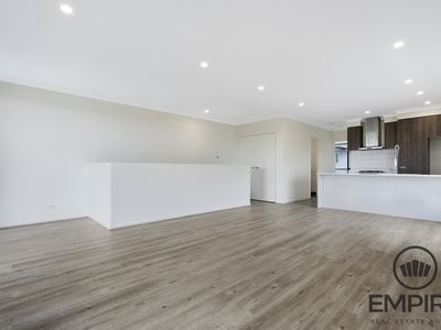1 Gudali Walk, Clyde North