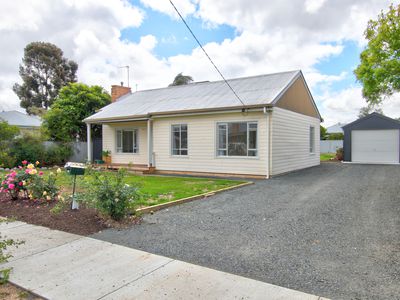 16 Johnson Street, Horsham