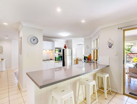 Elevated, Private & Perfectly Presented image 7