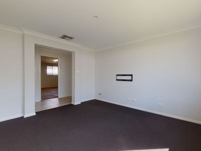 56 Champagne Drive, Dubbo