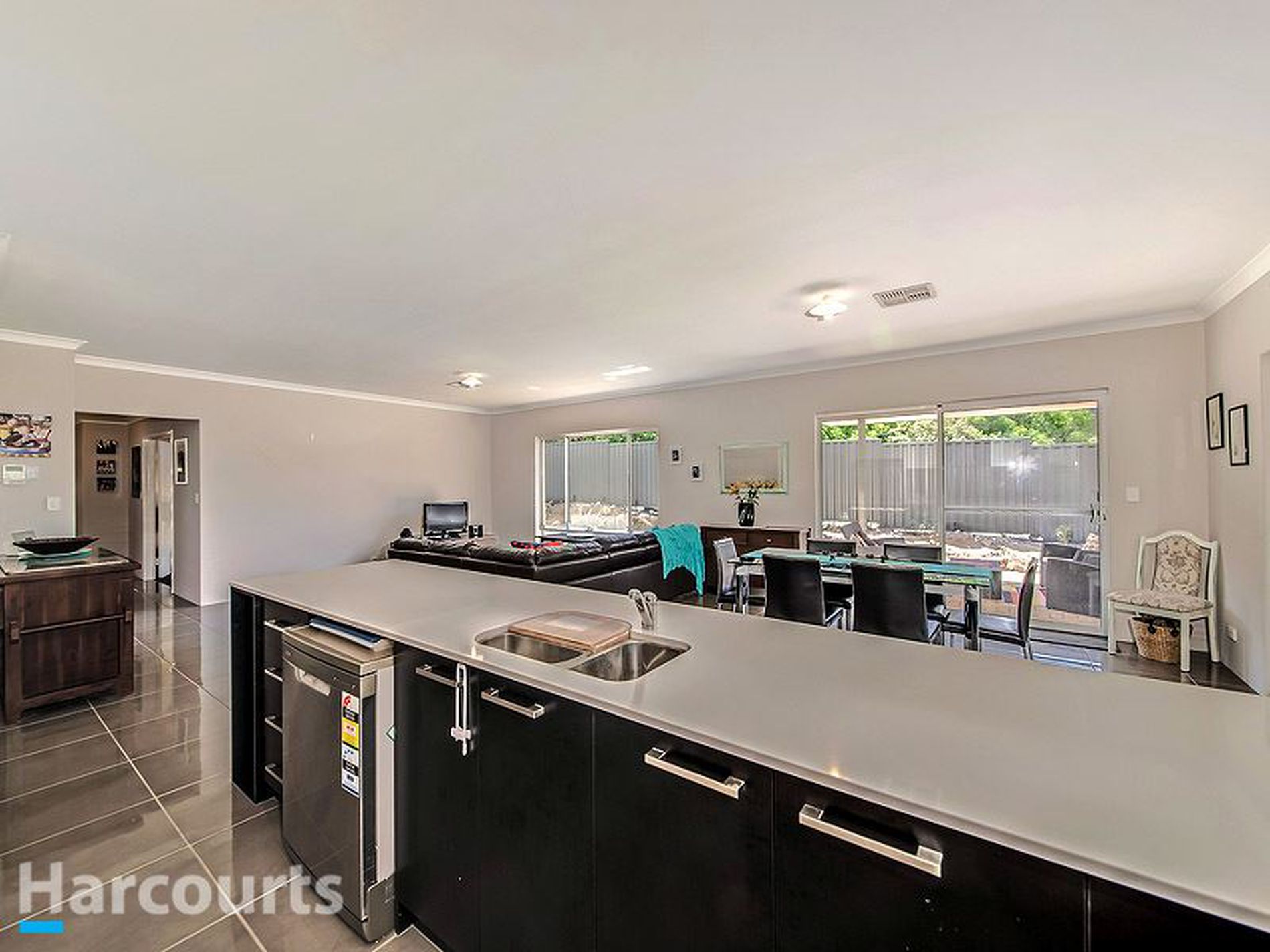 16 Hutt Court, Two Rocks