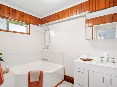 138 Dillon Street, Westcourt