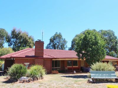 22 Hillton Court, Mansfield